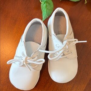 Angel White Kids Lace-Up Oxford Shoes